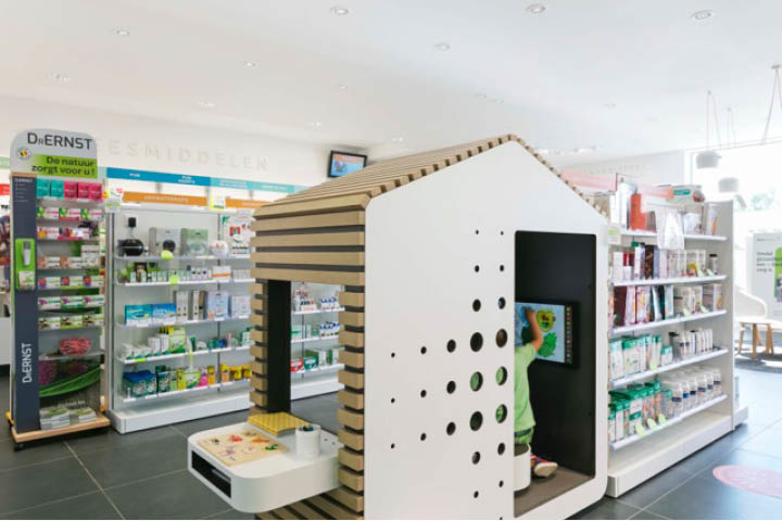 Cabane pour enfant en magasin - espace enfant en pharmacie cabane bois jeux pour enfant mobil M
